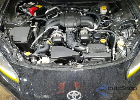 2023 Toyota Gr 86 Premium z USA, uszkodzony, nr VIN JF1ZNBE1XP9764133